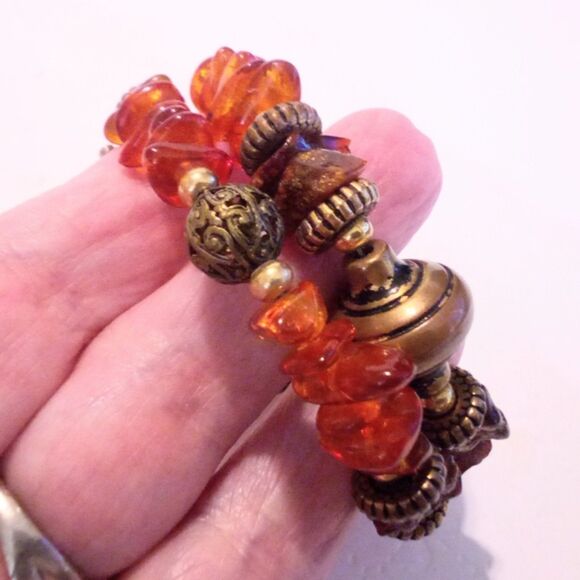 Amber Chip Bead and Brass Bead Wrap Bracelet - Picture 5 of 6